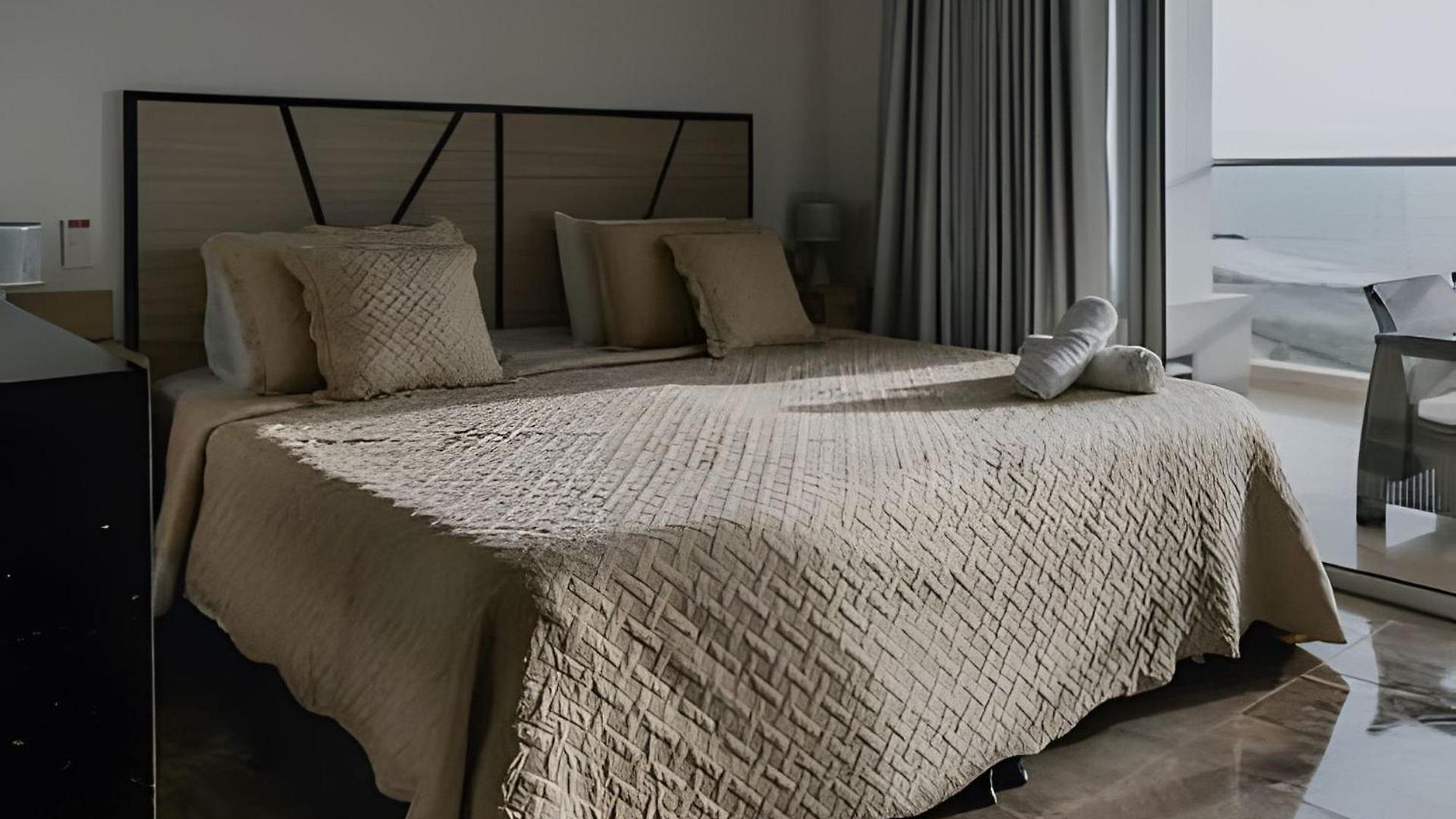 Frente Al Mar En 1410 Apartamento