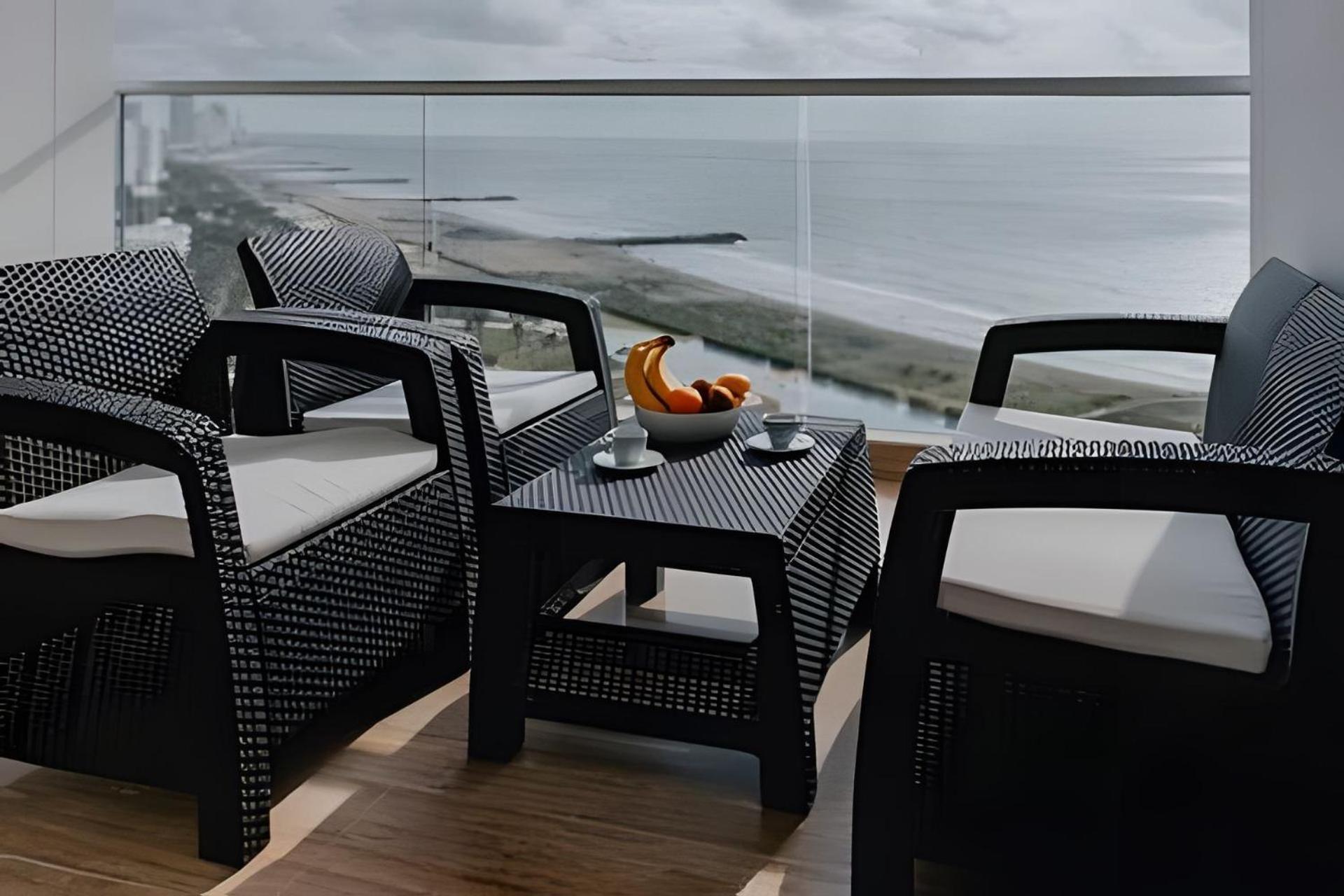 Frente Al Mar En 1410 Cartagena