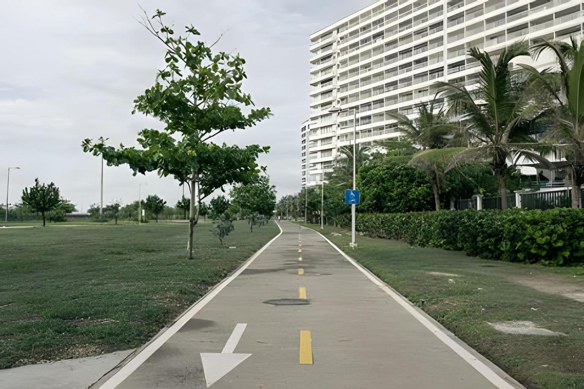 Frente Al Mar En 1410